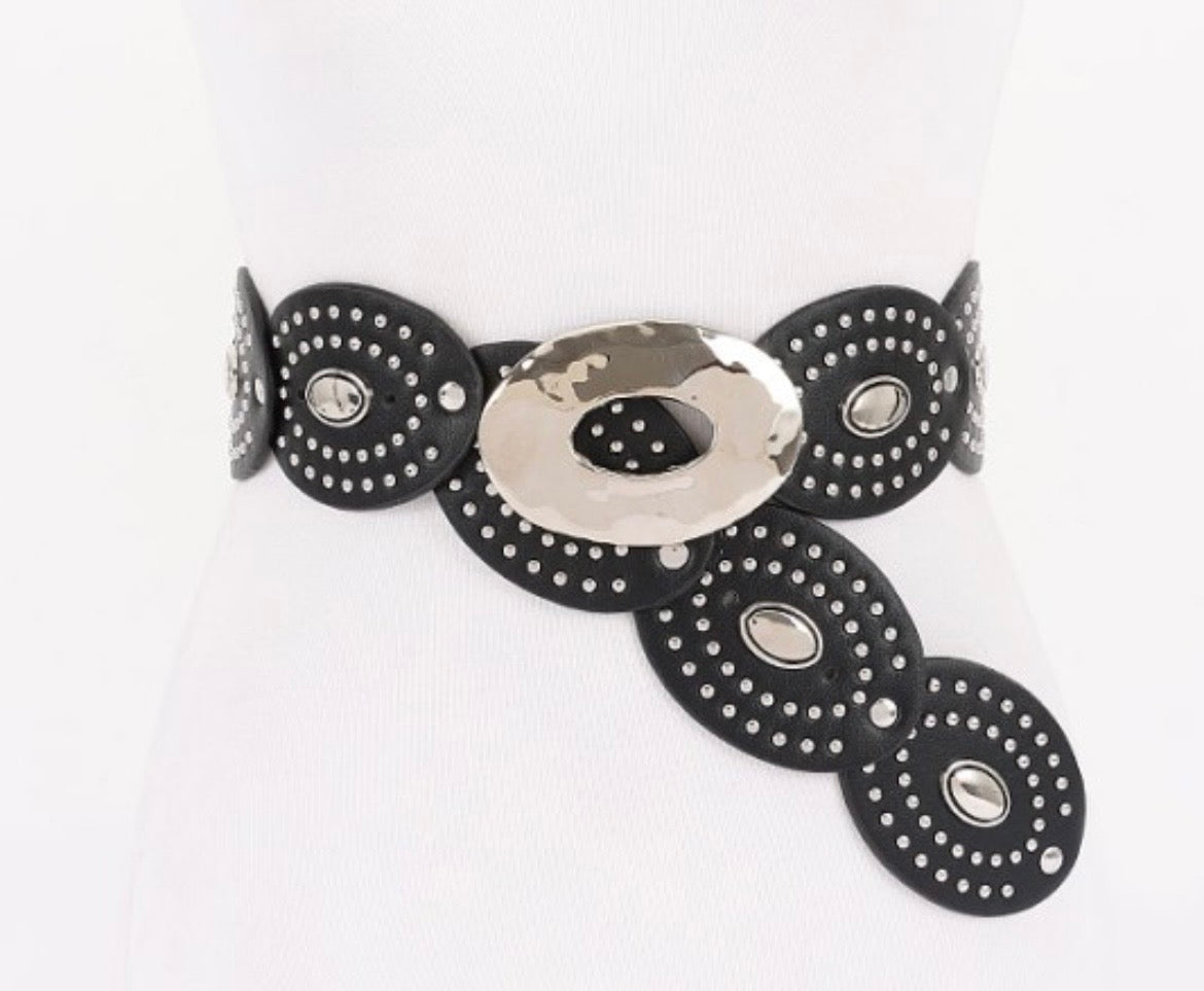 Buckle Studded Belt